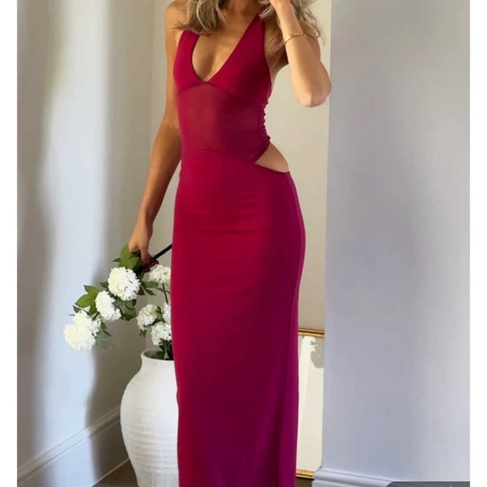 White fox No Notes Needed Halter Maxi Dress Cherry - Picture 6 of 6